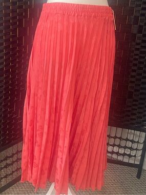 Universal Thread Coral Pleated Midi Skirt